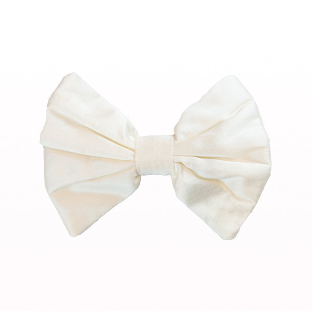 Girl Ivory Silk Bow