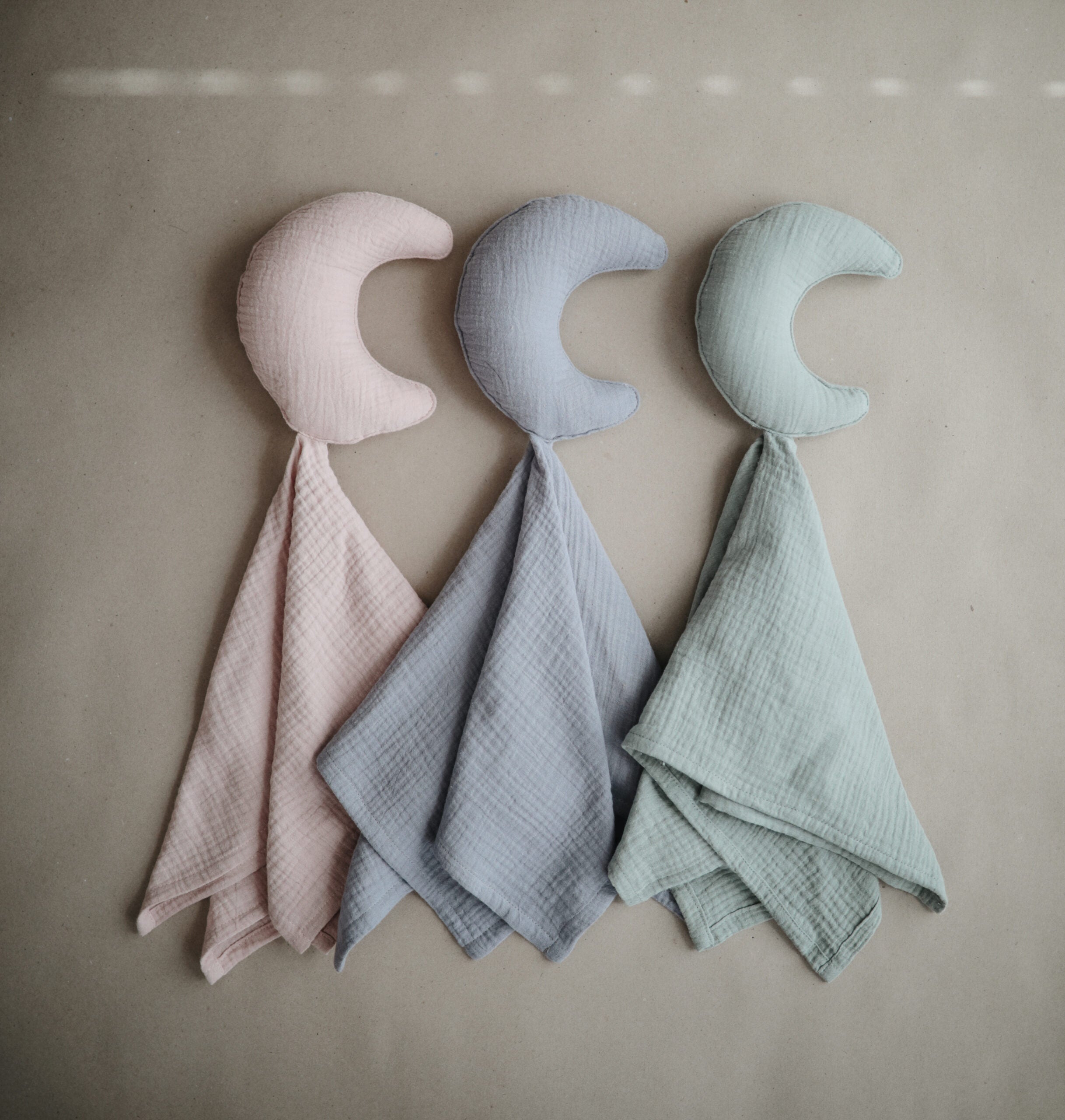 Mushie Lovey Blanket Moon Tradewinds