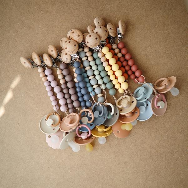 Mushie Pacifier Clips Luna Blush