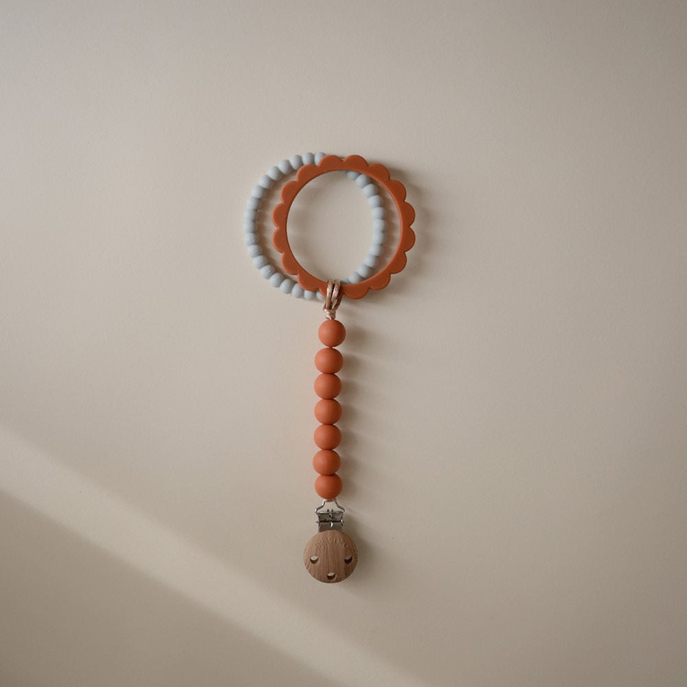 Mushie Pacifier Clips Halo Clementine