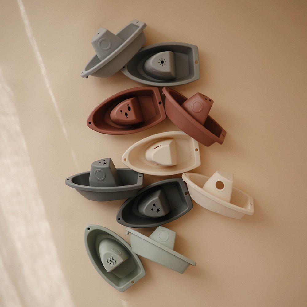 Mushie Bath Play Set Boats Ocean