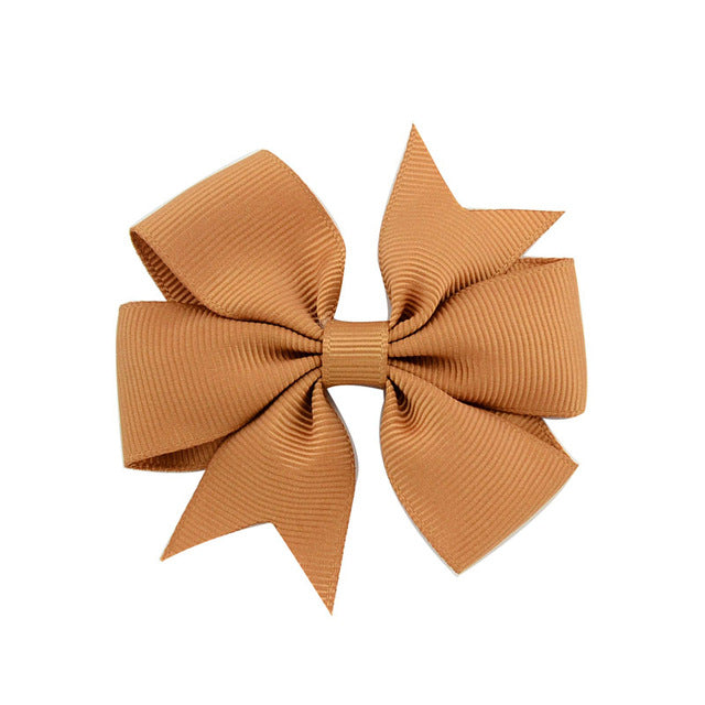 Pale Gold Bow Clip