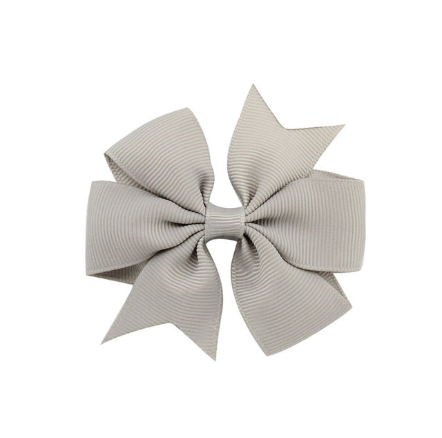 Silver Bow Clip