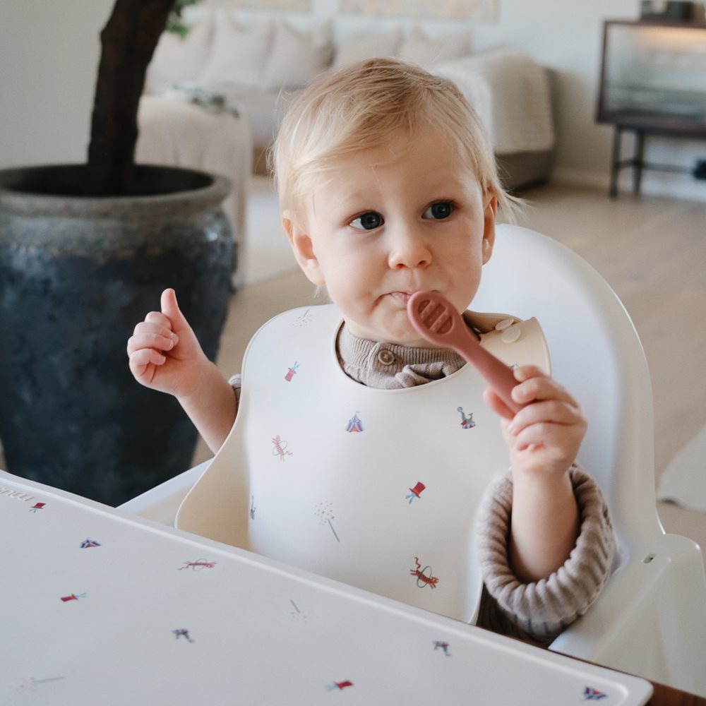 Mushie Silicone Bib Circus