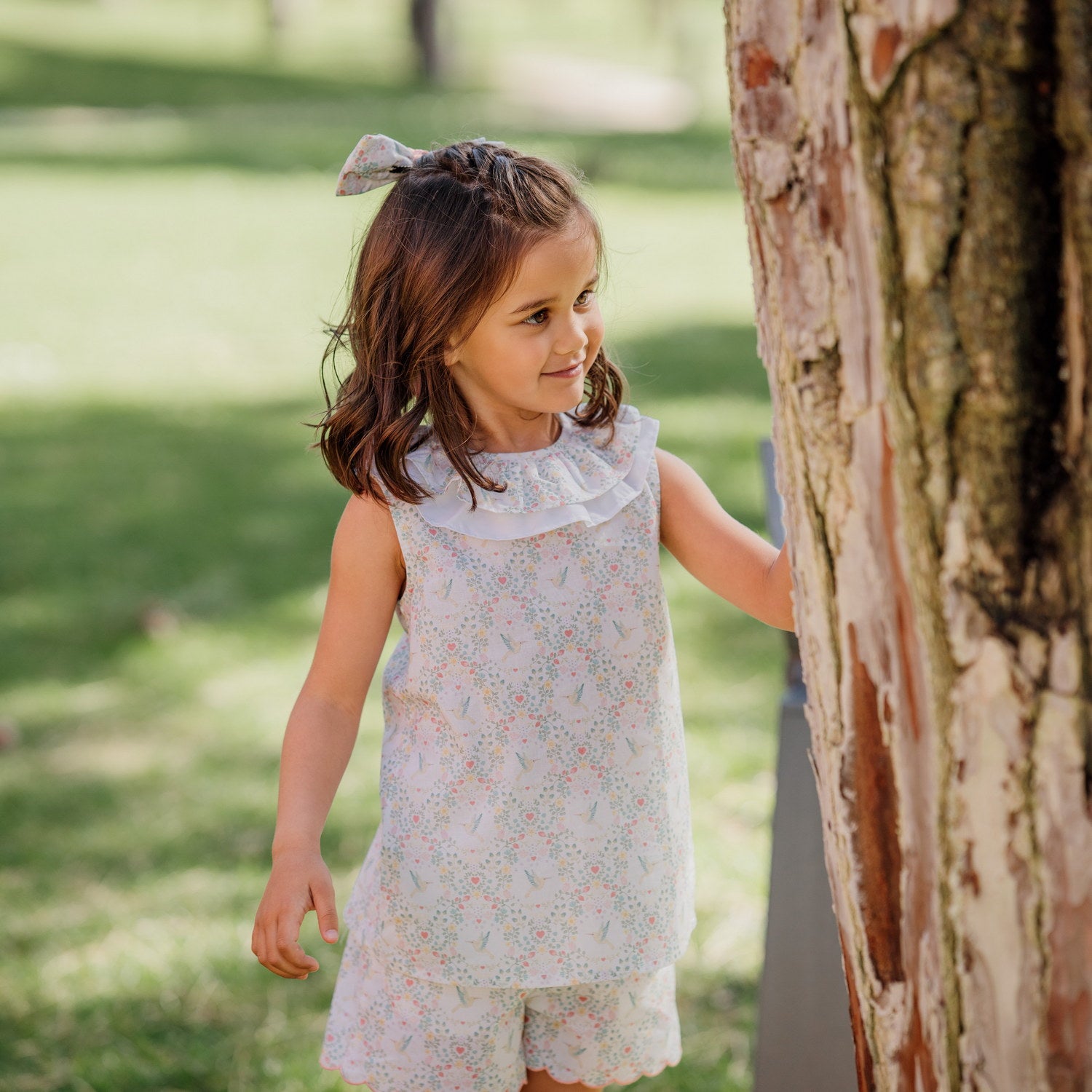 Girl Green Birds Sleeveless Blouse