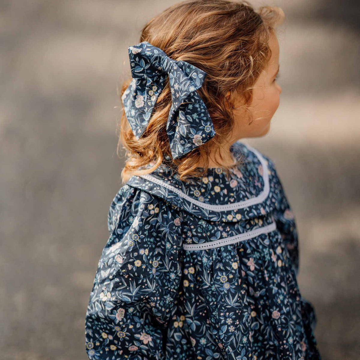 Girl Tapestry Liberty Large Bow Clip