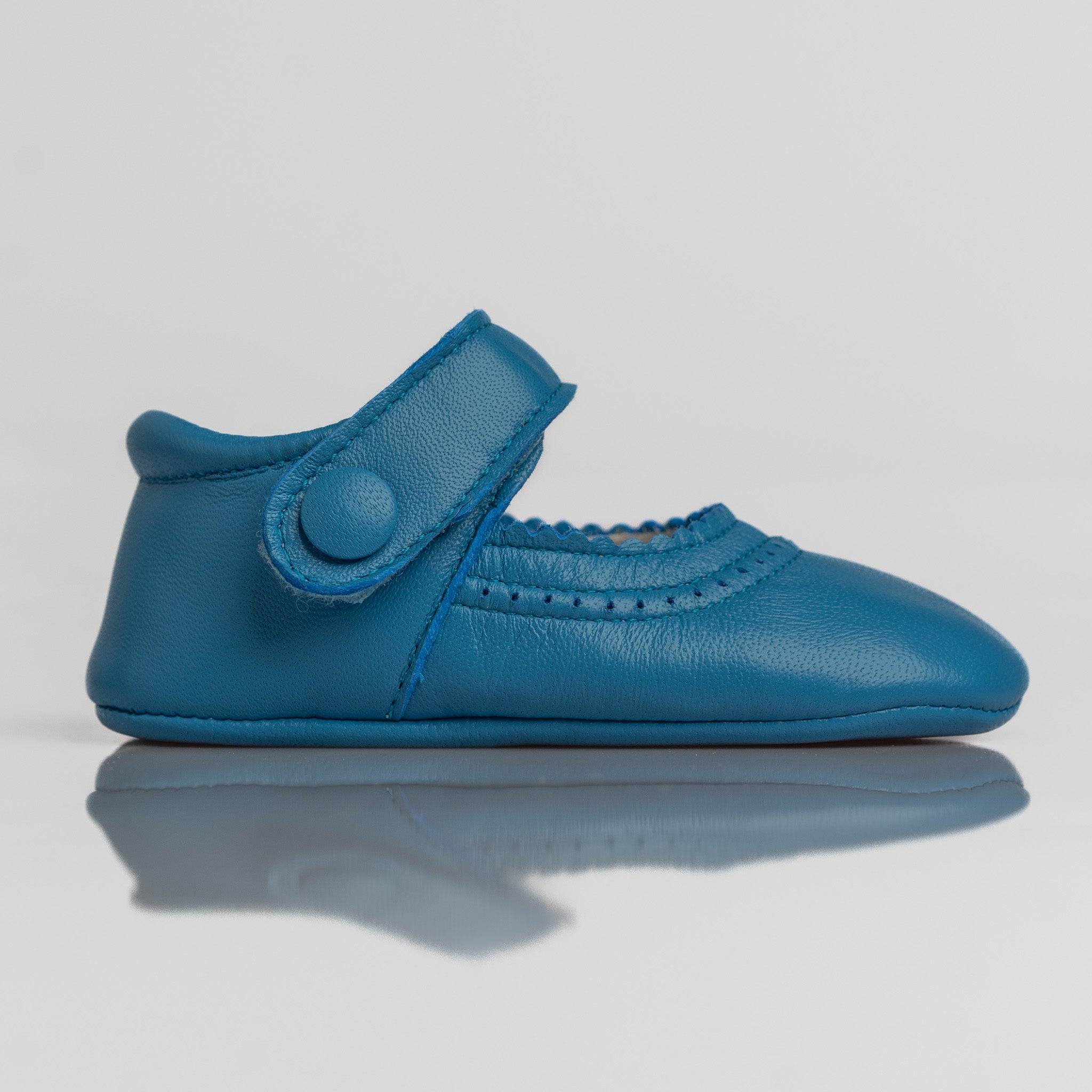 Baby Blue Leather Mary Jane Pram Shoes