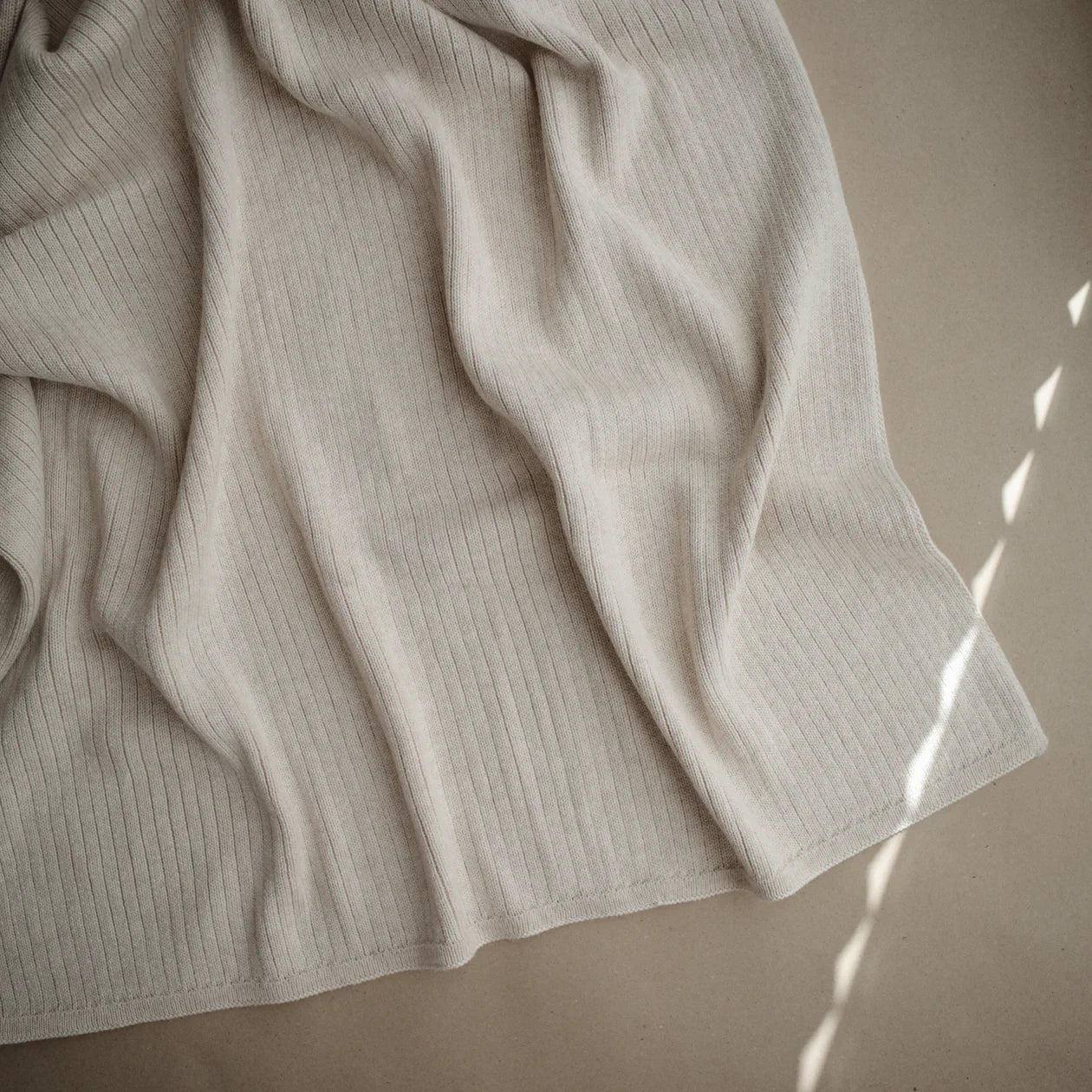 Mushie Knitted Baby Blanket Ribbed Beige Melange